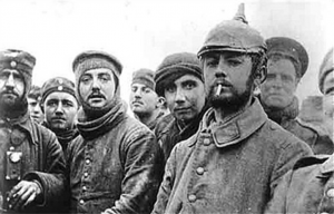 British and German troops fraternising on Christmas Day 1914